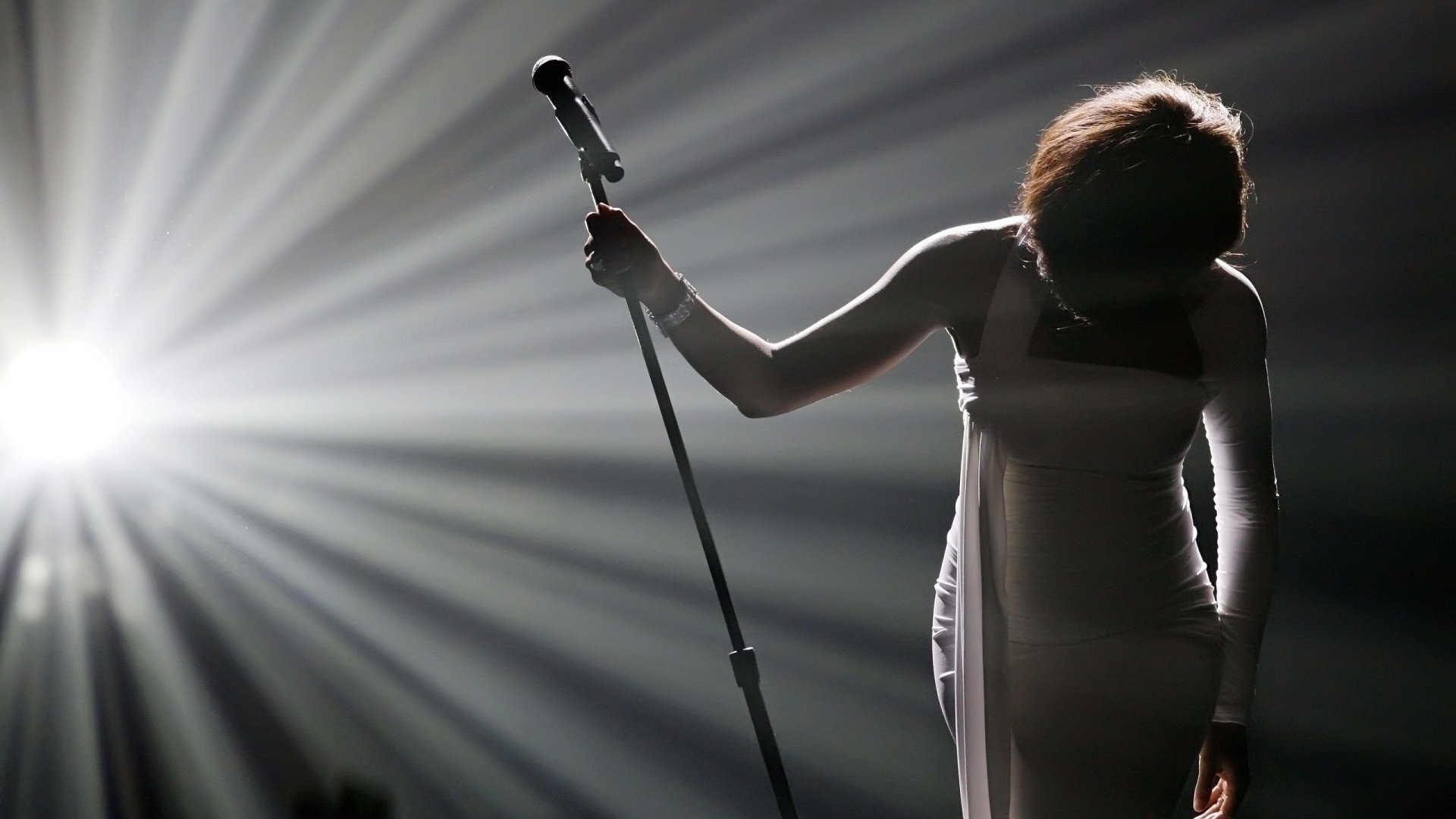 SE CONOCE LA PRIMERA IMAGEN DE LA NUEVA BIOPIC DE WHITNEY HOUSTON