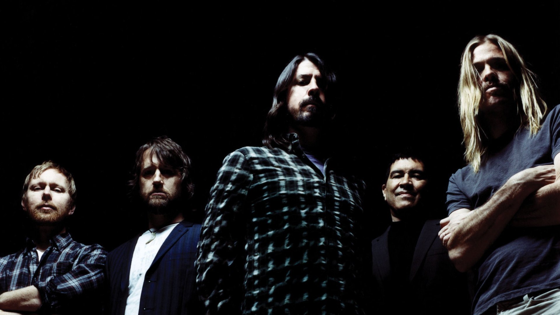 "LOVE DIES YOUNG" DE FOO FIGHTERS YA TIENE VIDEO OFICIAL "LOVE DIES YOUNG" DE FOO FIGHTERS YA TIENE VIDEO OFICIAL