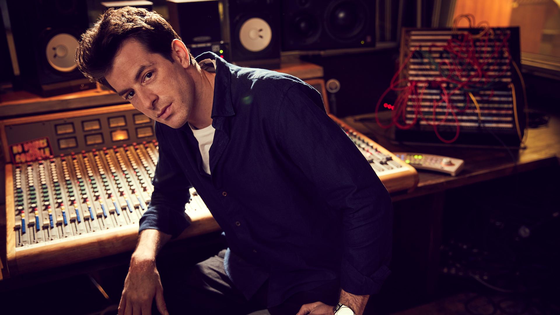 MARK RONSON  REVELA AUDIO INEDITO  DE AMY WINEHOUSE