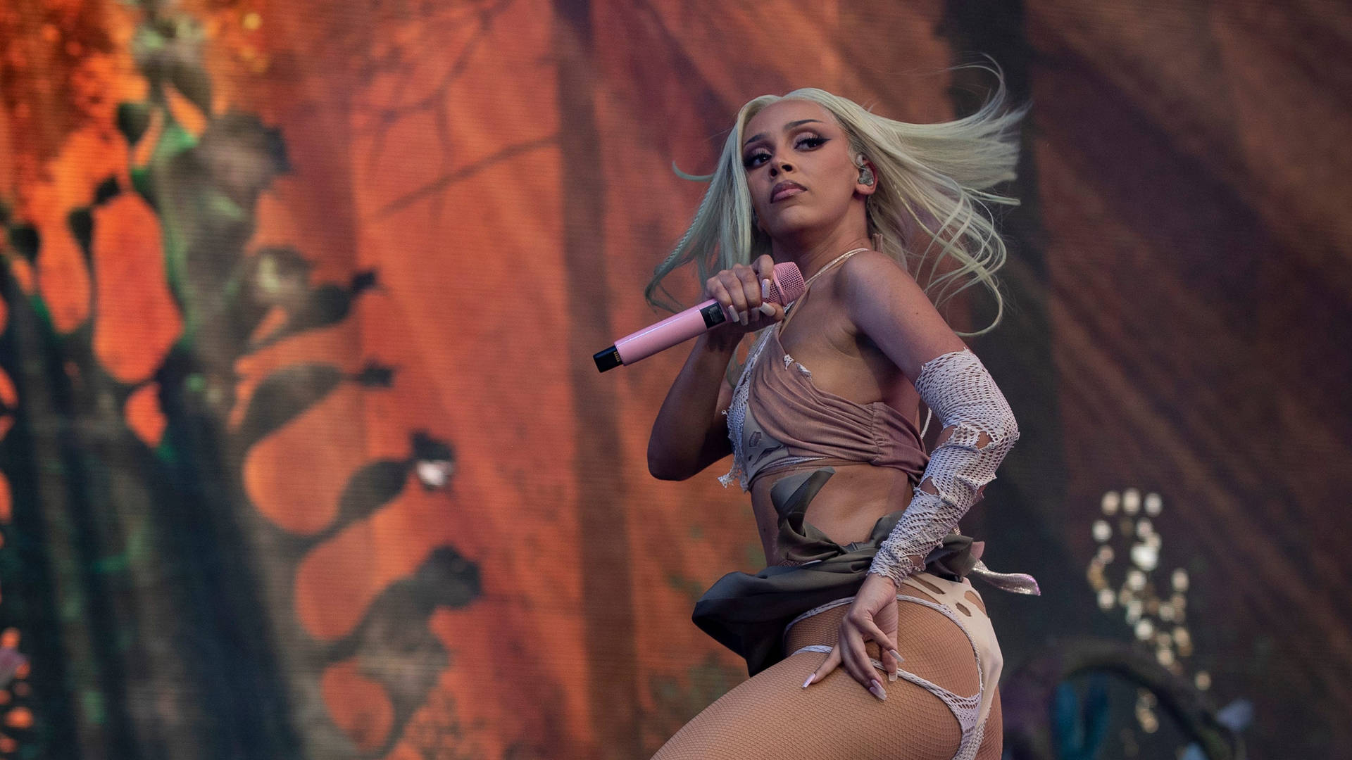 Doja Cat confiesa que los nervios le jugaron en contra en su tributo a "James Bond" en los Oscar 2025 Doja Cat confiesa que los nervios le jugaron en contra en su tributo a "James Bond" en los Oscar 2025