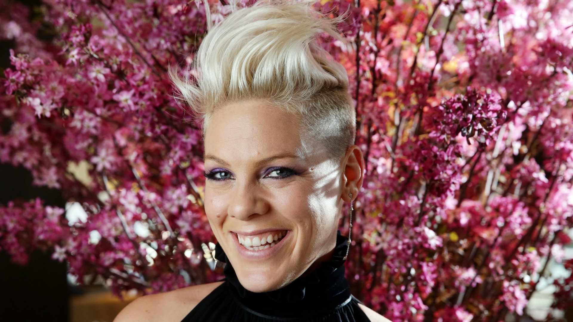 Pink se enfoca en sanar: “Volveré más fuerte que nunca”