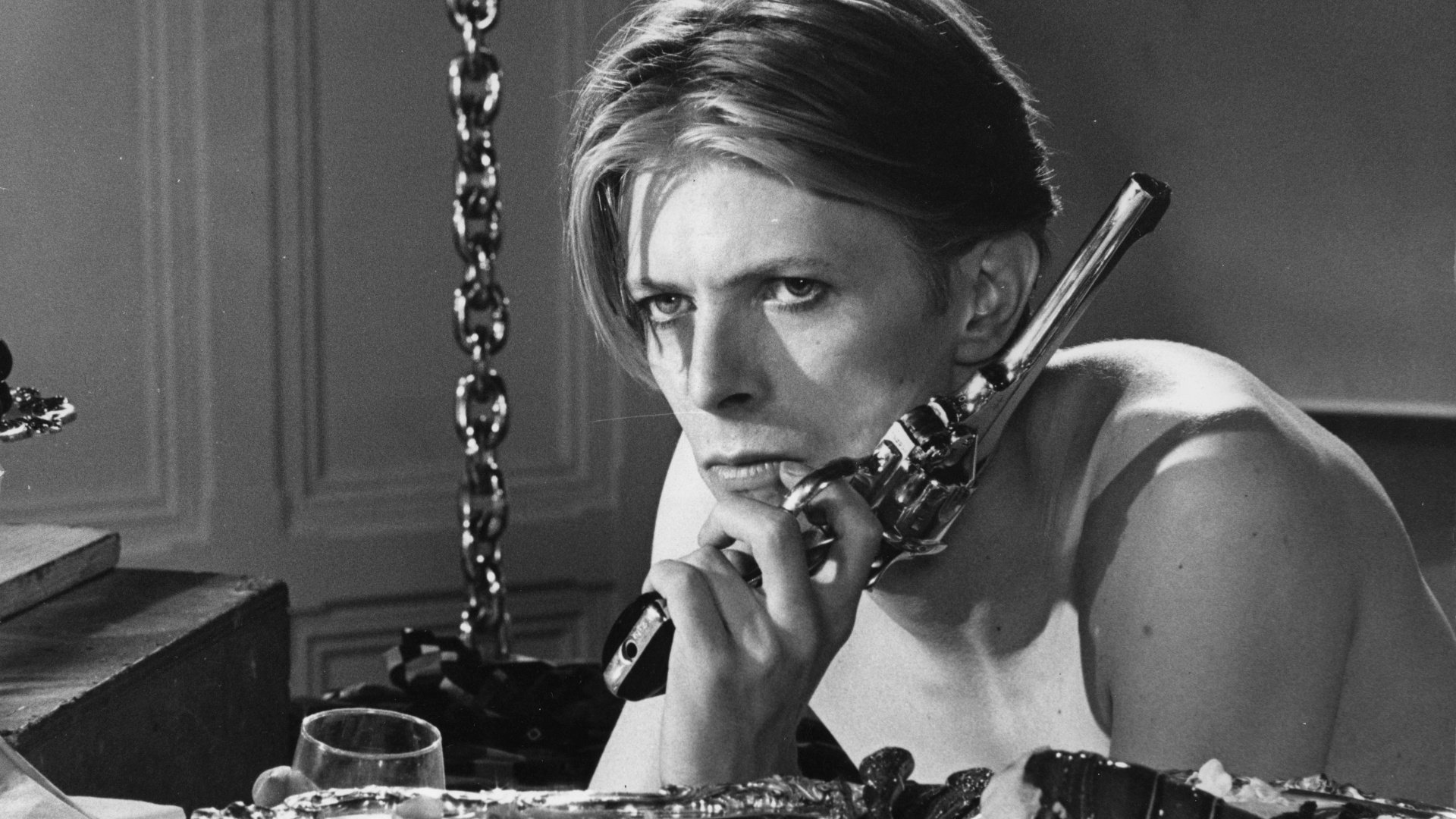 RINDEN NUEVO HOMENAJE A DAVID BOWIE