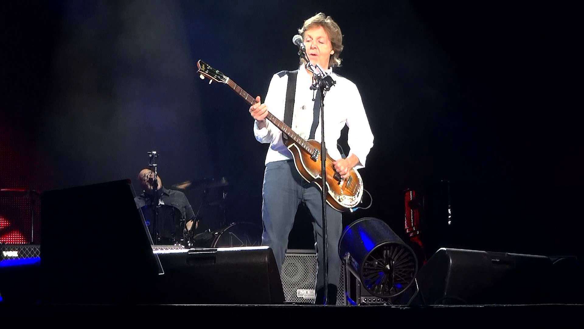 CONOCE LA RAZÓN POR LA QUE PAUL MCCARTNEY Y PHIL COLLINS NO SE HABLAN CONOCE LA RAZÓN POR LA QUE PAUL MCCARTNEY Y PHIL COLLINS NO SE HABLAN