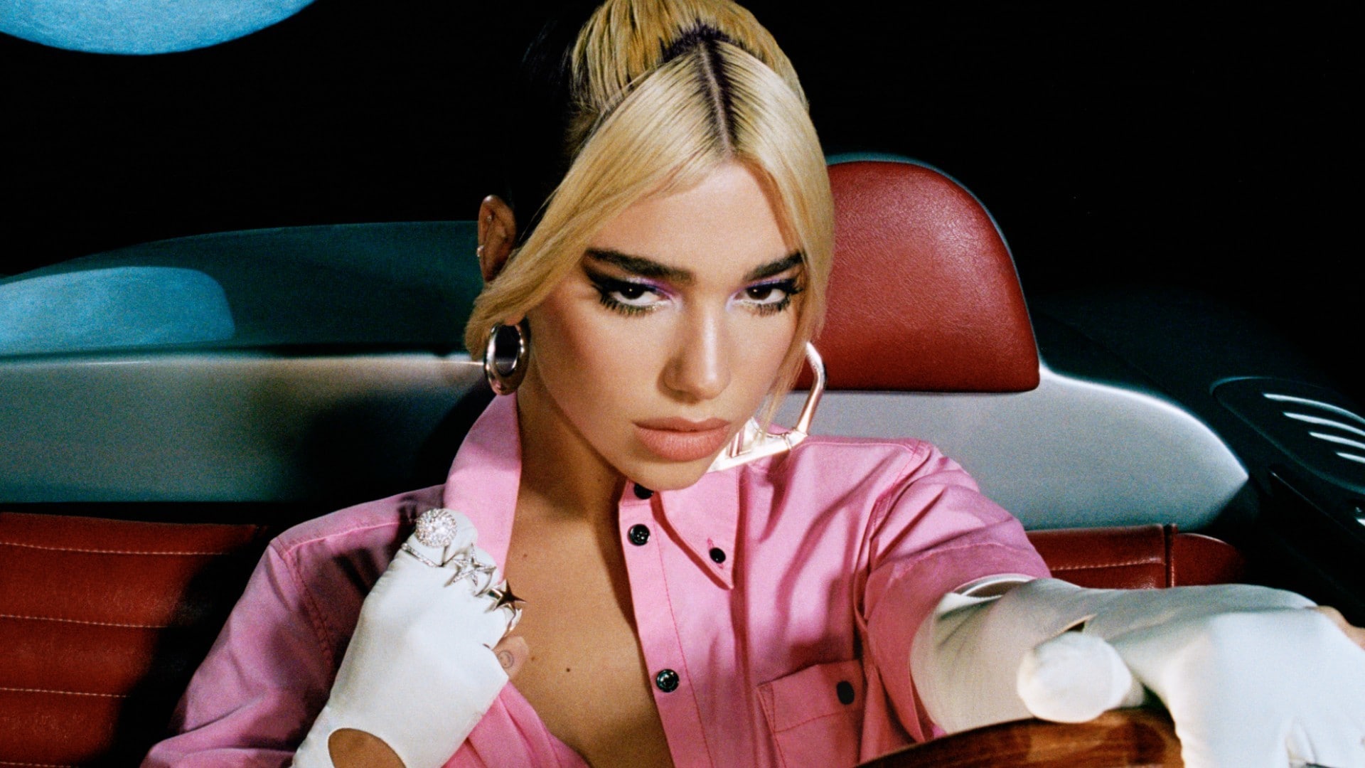 DUA LIPA TRABAJA EN UN NUEVO ÁLBUM