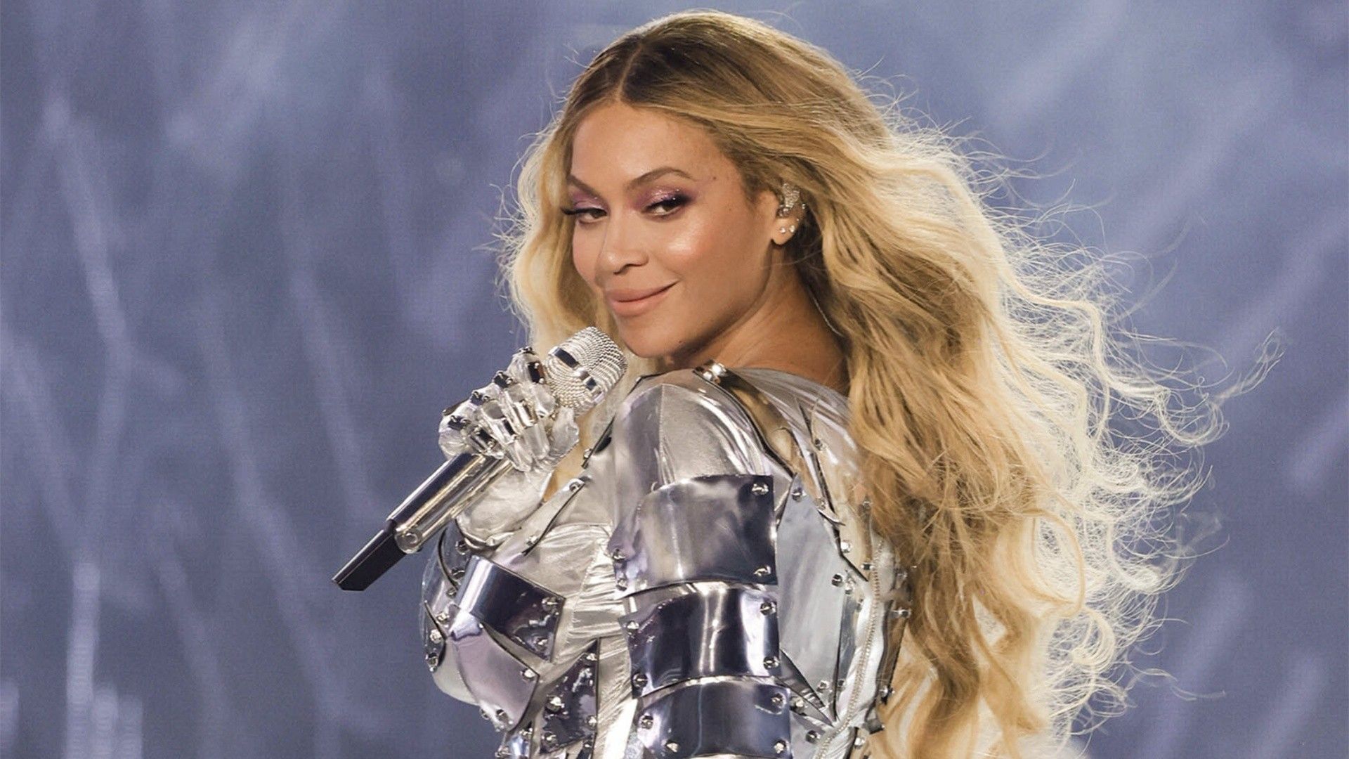 Beyoncé interrumpe su show para una revelación muy especial: ¡“Es un niño!”