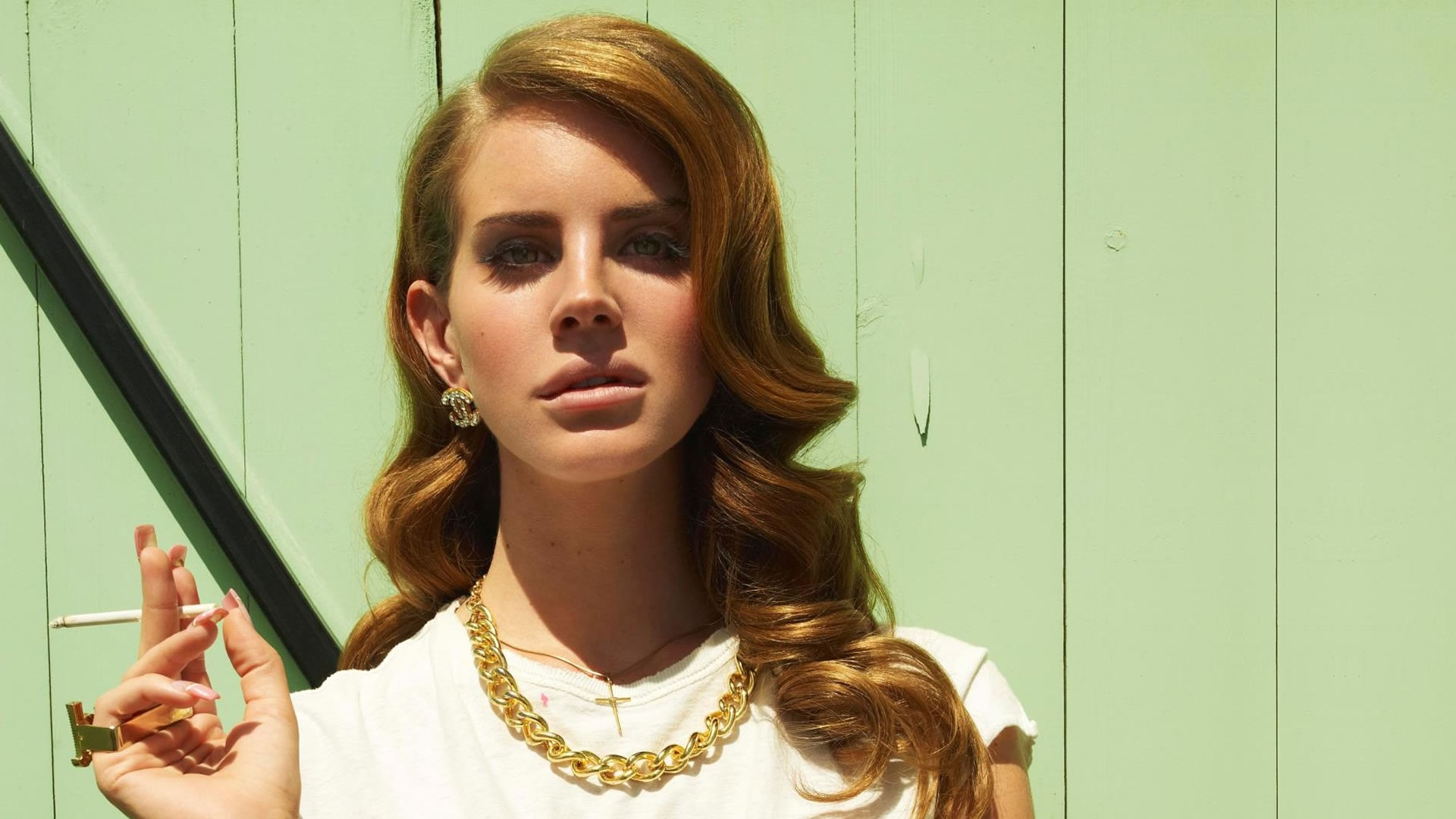 Lana Del Rey celebra su cumpleaños #38 y en La X recordamos 5 de sus mejores canciones Lana Del Rey celebra su cumpleaños #38 y en La X recordamos 5 de sus mejores canciones