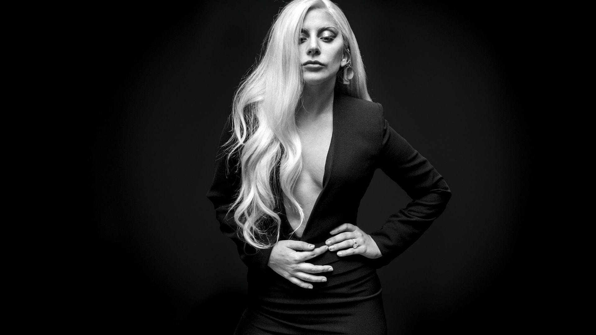 Lady Gaga deslumbra en SNL con "Abracadabra" y "Killah" de su nuevo álbum Lady Gaga deslumbra en SNL con "Abracadabra" y "Killah" de su nuevo álbum