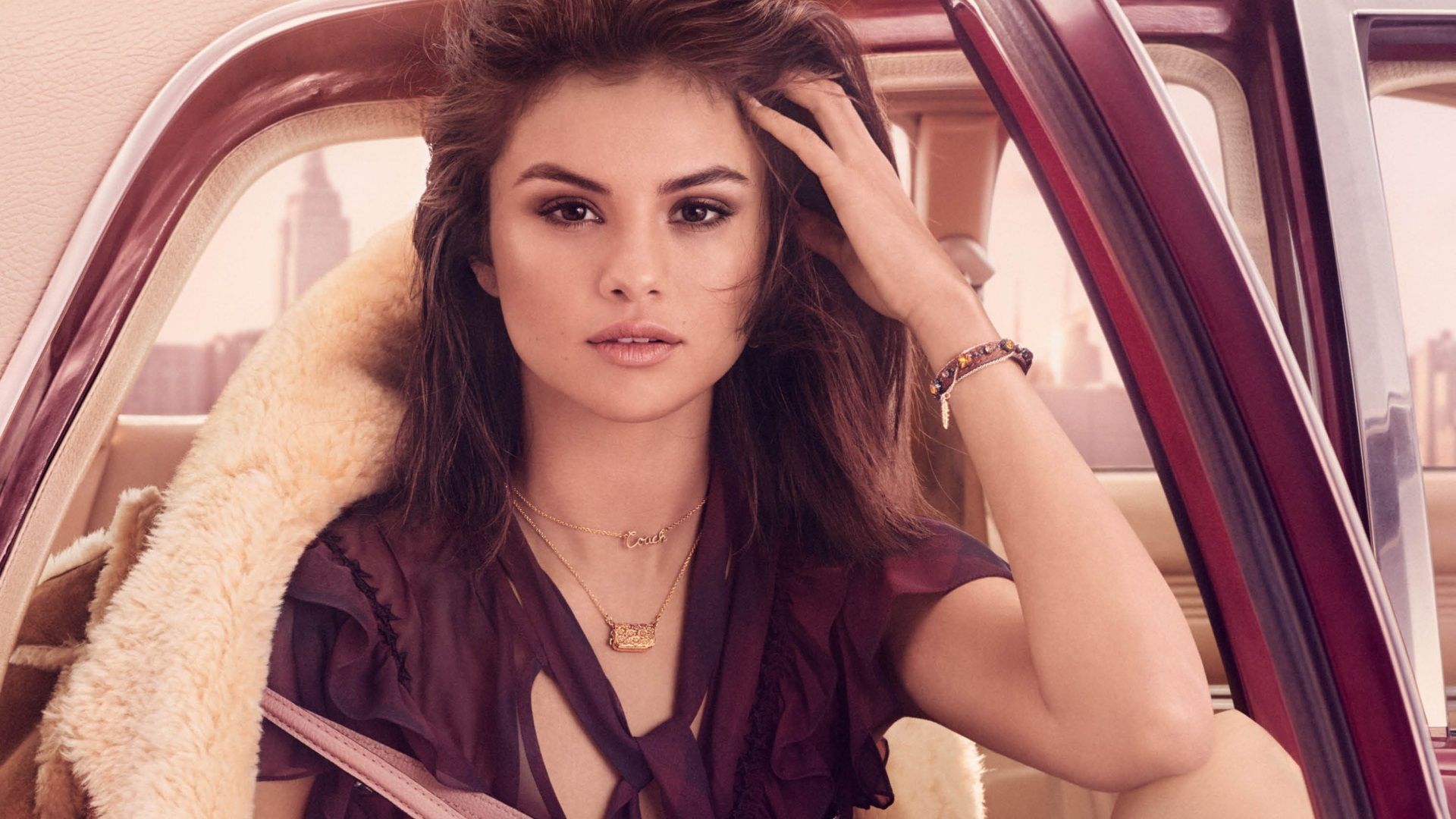 Selena Gomez Desmiente Rumores: "Single Soon" No es para The Weeknd
