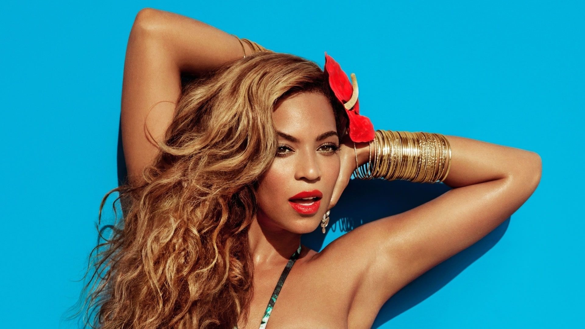 Beyoncé anunció su nuevo álbum durante el Super Bowl