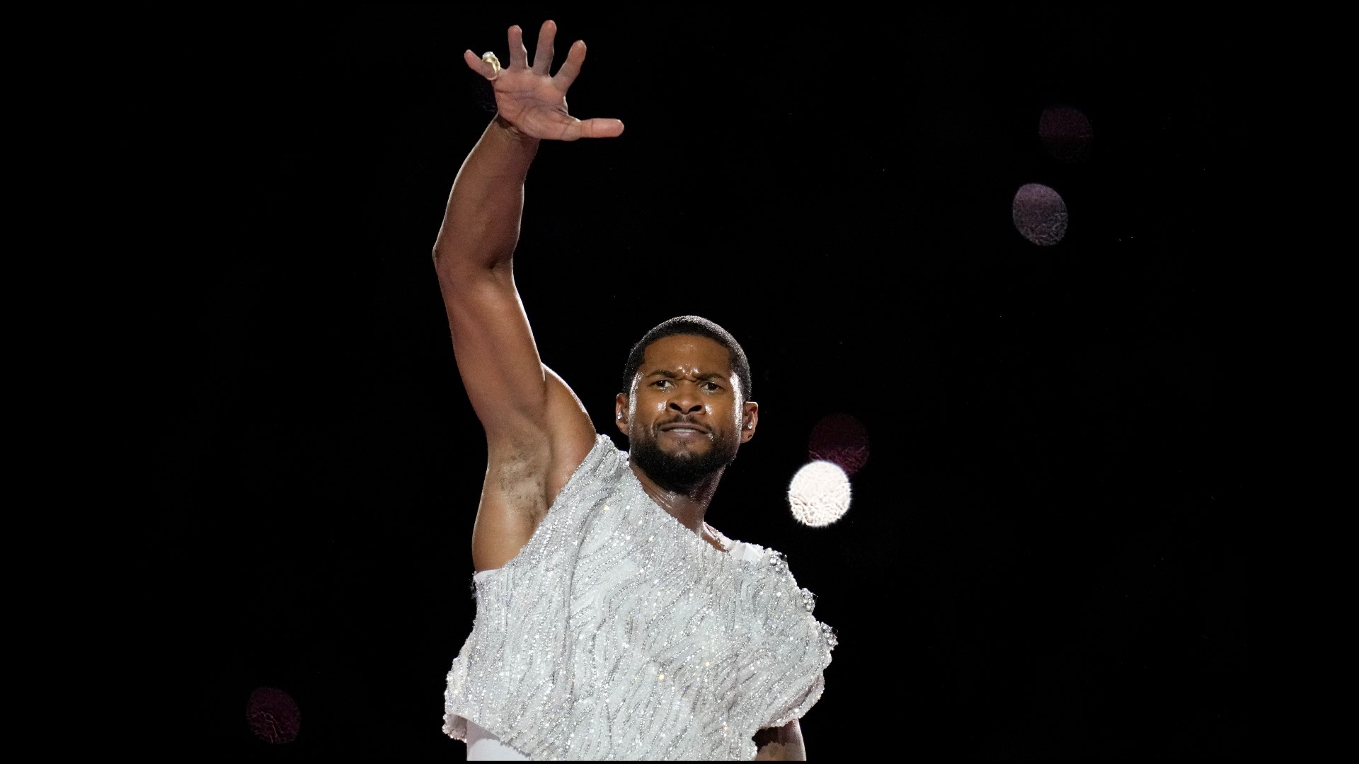 Así fue el medio tiempo de Usher en el Super Bowl LVIII Así fue el medio tiempo de Usher en el Super Bowl LVIII
