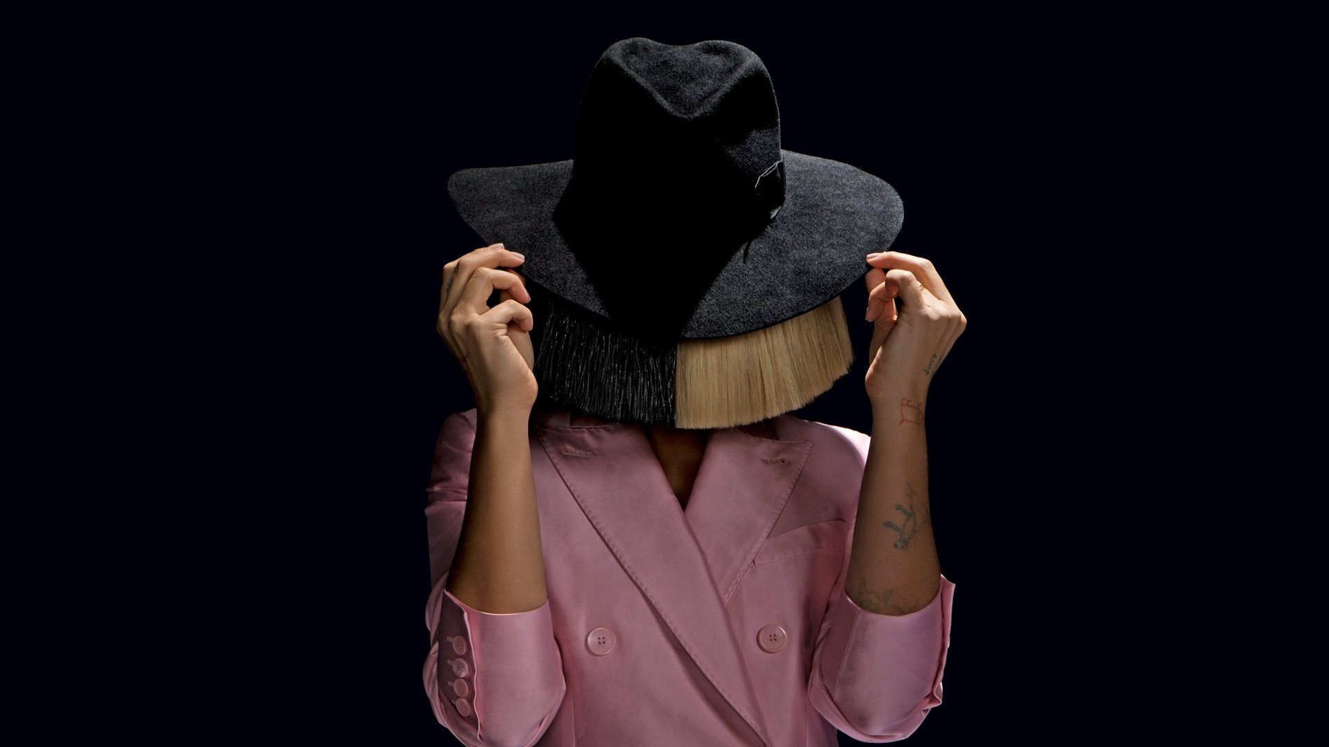 Sia revela su diagnóstico de trastorno del espectro autista