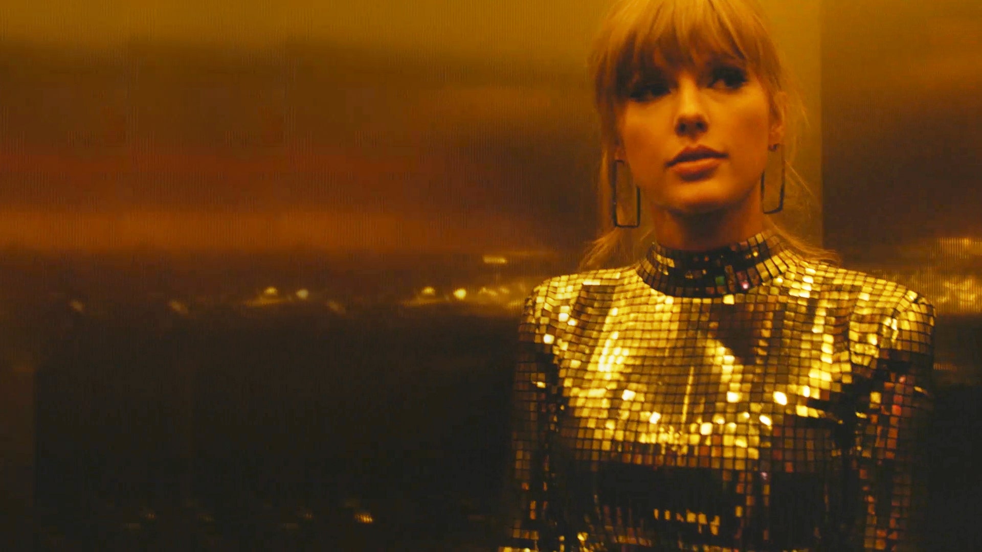 ASÍ SUENA "CHRISTMAS TREE FARM" EN LA VOZ DE TAYLOR SWIFT ASÍ SUENA "CHRISTMAS TREE FARM" EN LA VOZ DE TAYLOR SWIFT