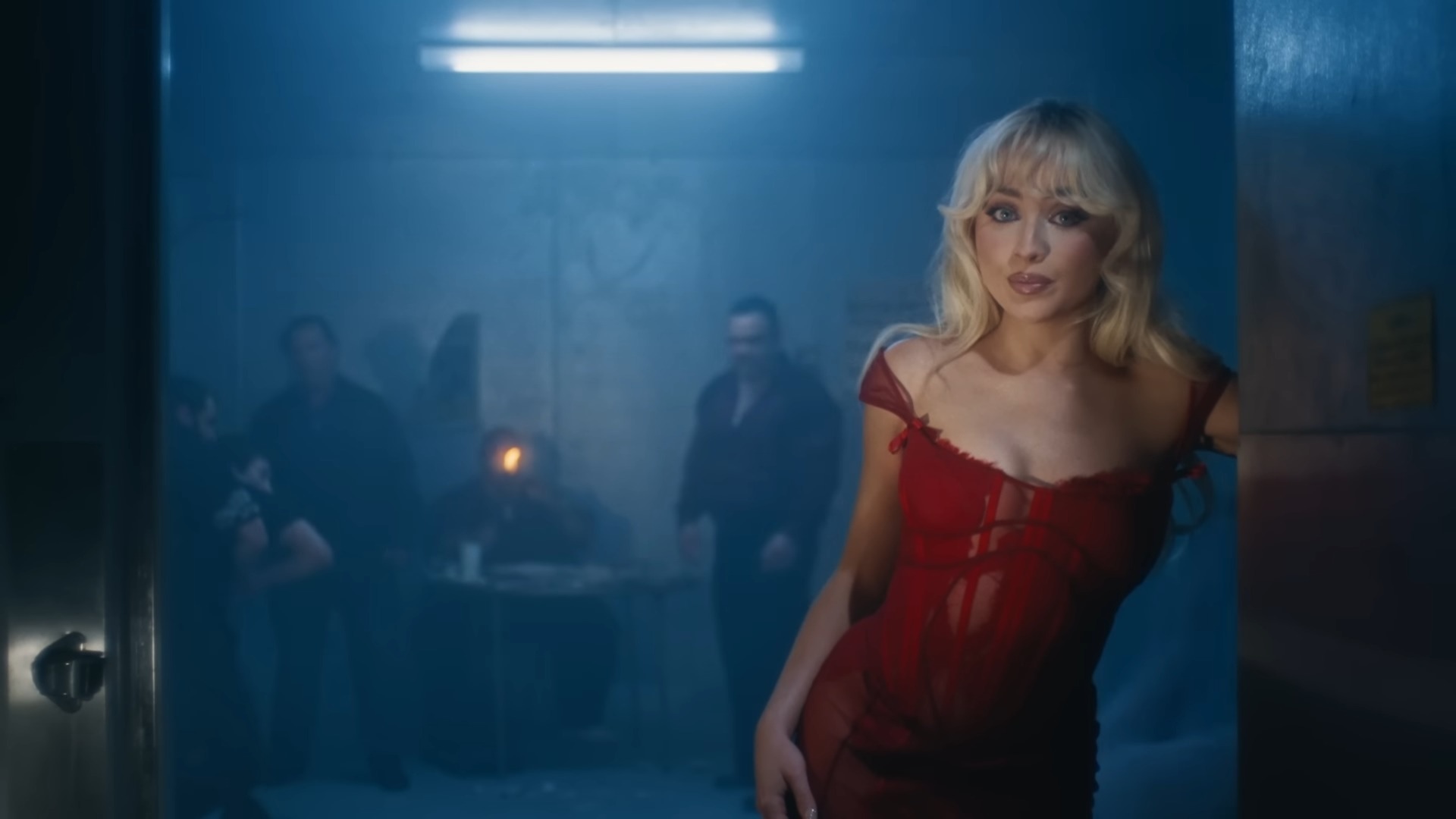 Sabrina Carpenter estrena nueva etapa musical con “Manchild”: ya hay fecha de lanzamiento