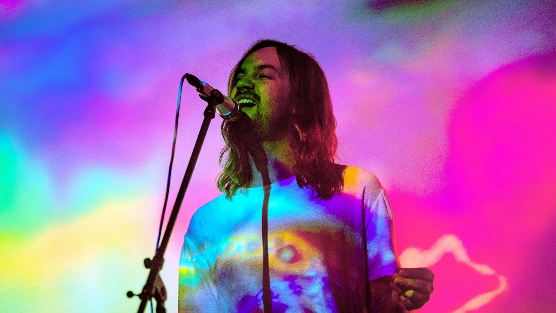 Tame Impala se unió a Dua Lipa en concierto en Londres!