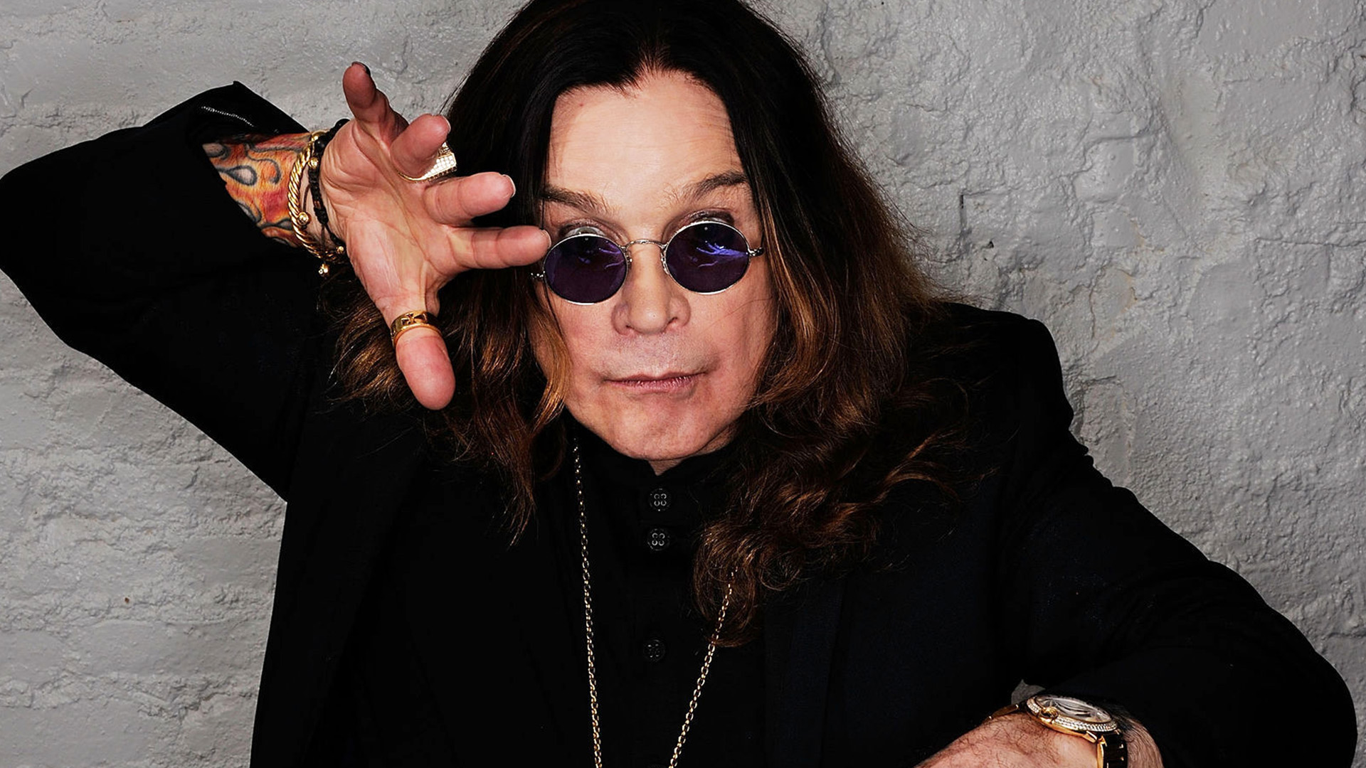 Revelan los esfuerzos médicos por salvar a Ozzy Osbourne