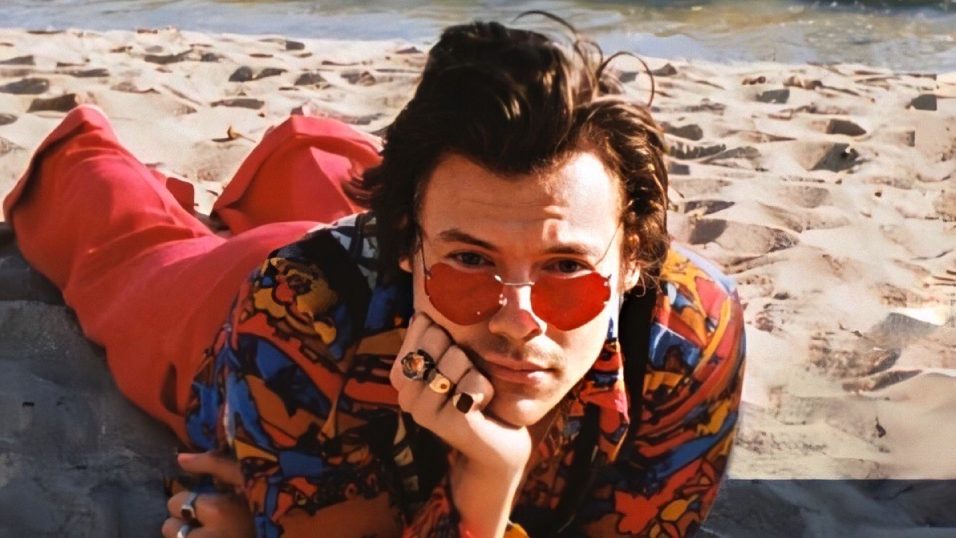 HARRY STYLES ROMPE RÉCORD CON SU NUEVO ÁLBUM