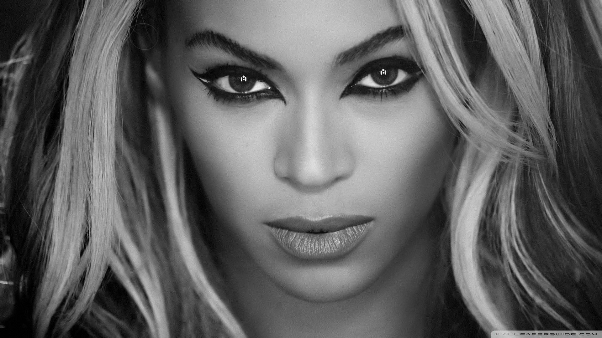 SE CONOCEN DETALLES DEL NUEVO ÁLBUM DE BEYONCÉ