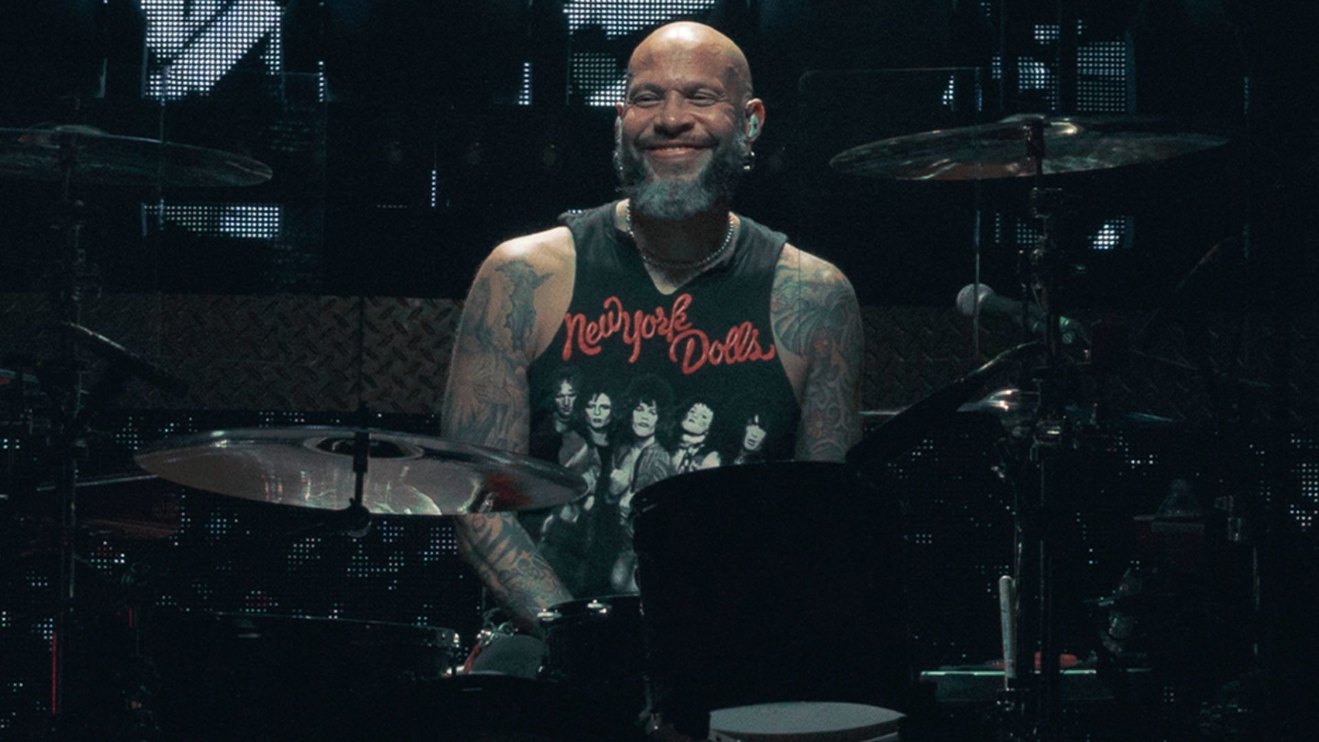 Frank Ferrer deja Guns N’ Roses tras 19 años Frank Ferrer deja Guns N’ Roses tras 19 años