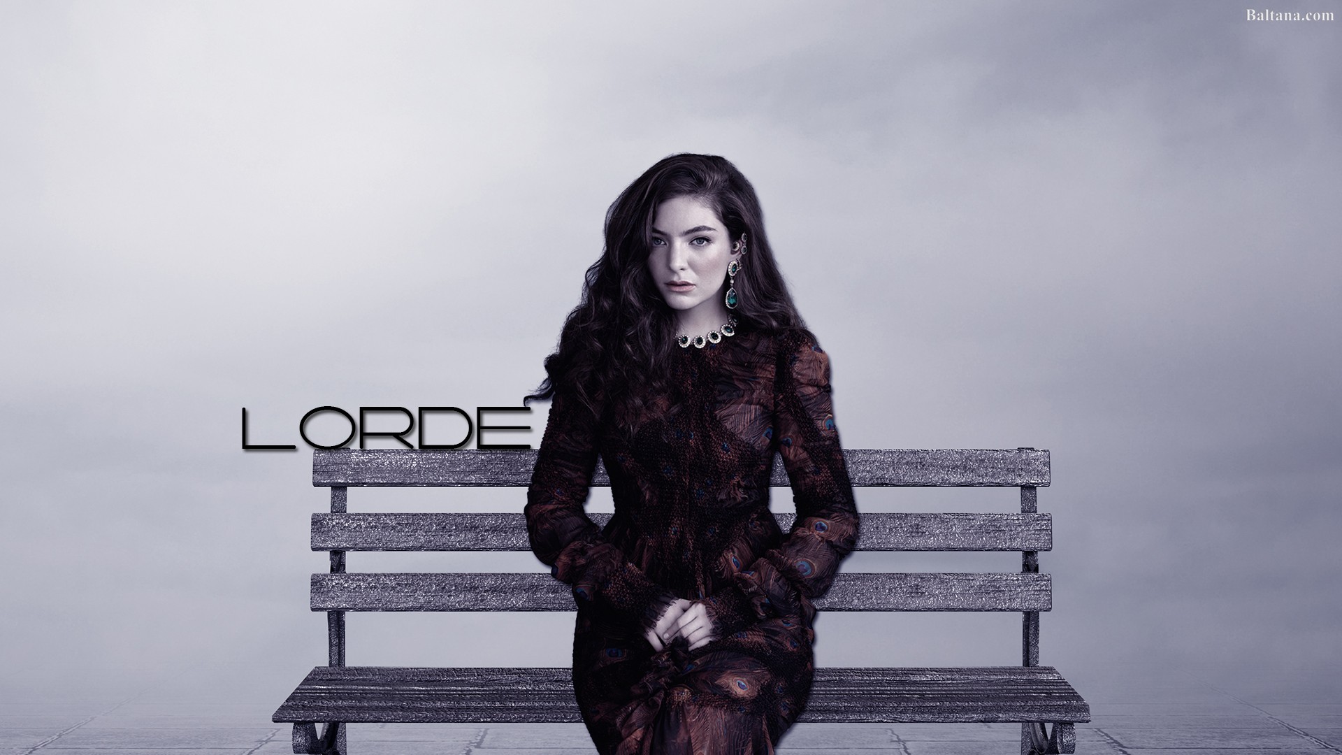 LORDE NOS DEJA ESCUCHAR MAS DE "SOLAR POWER"