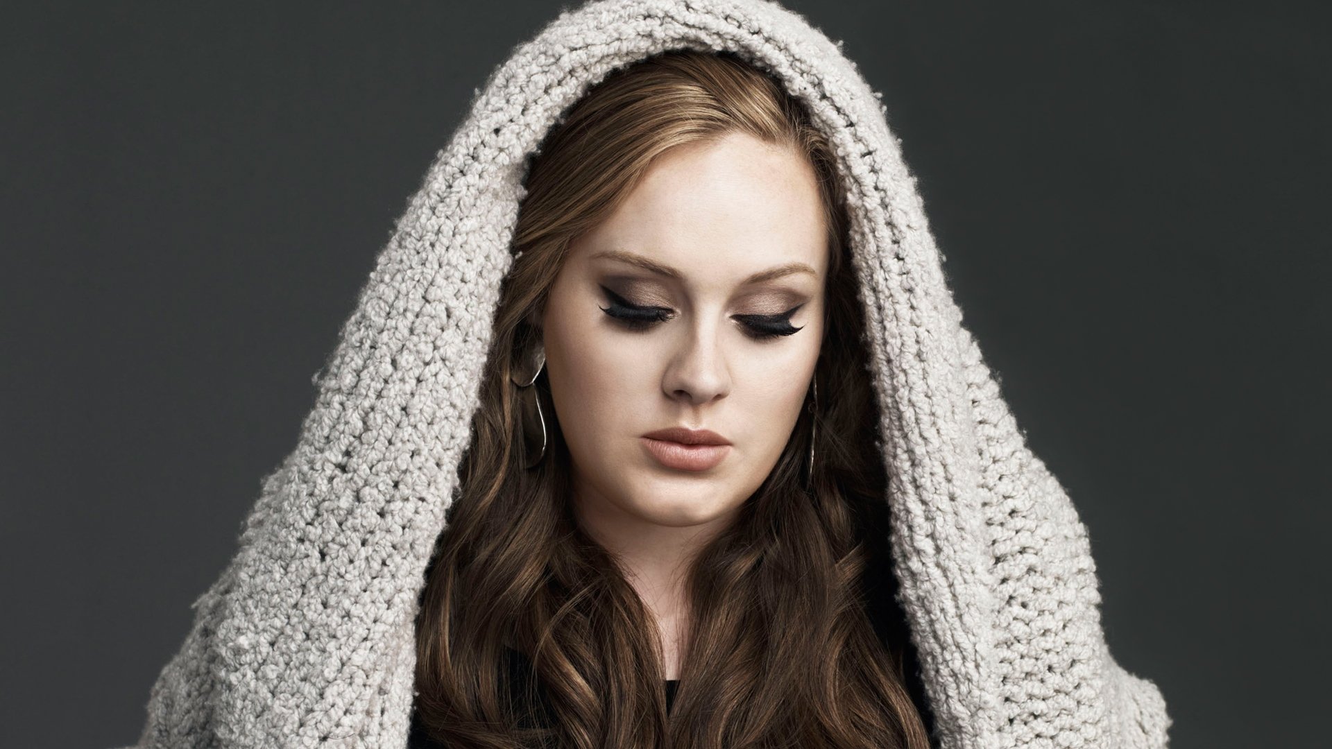HEMOS PRONUNCIADO MAL EL NOMBRE DE ADELE Y NO LO SABÍAMOS ! ELLA NOS EXPLICA HEMOS PRONUNCIADO MAL EL NOMBRE DE ADELE Y NO LO SABÍAMOS ! ELLA NOS EXPLICA
