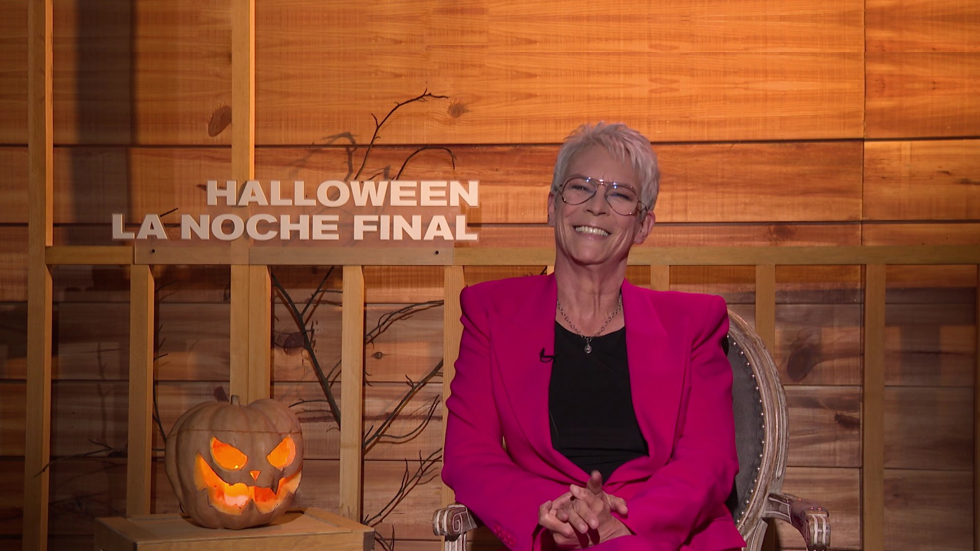 URIBE DJ HABLÓ CON LA ACTRIZ JAMIE LEE CURTIS URIBE DJ HABLÓ CON LA ACTRIZ JAMIE LEE CURTIS
