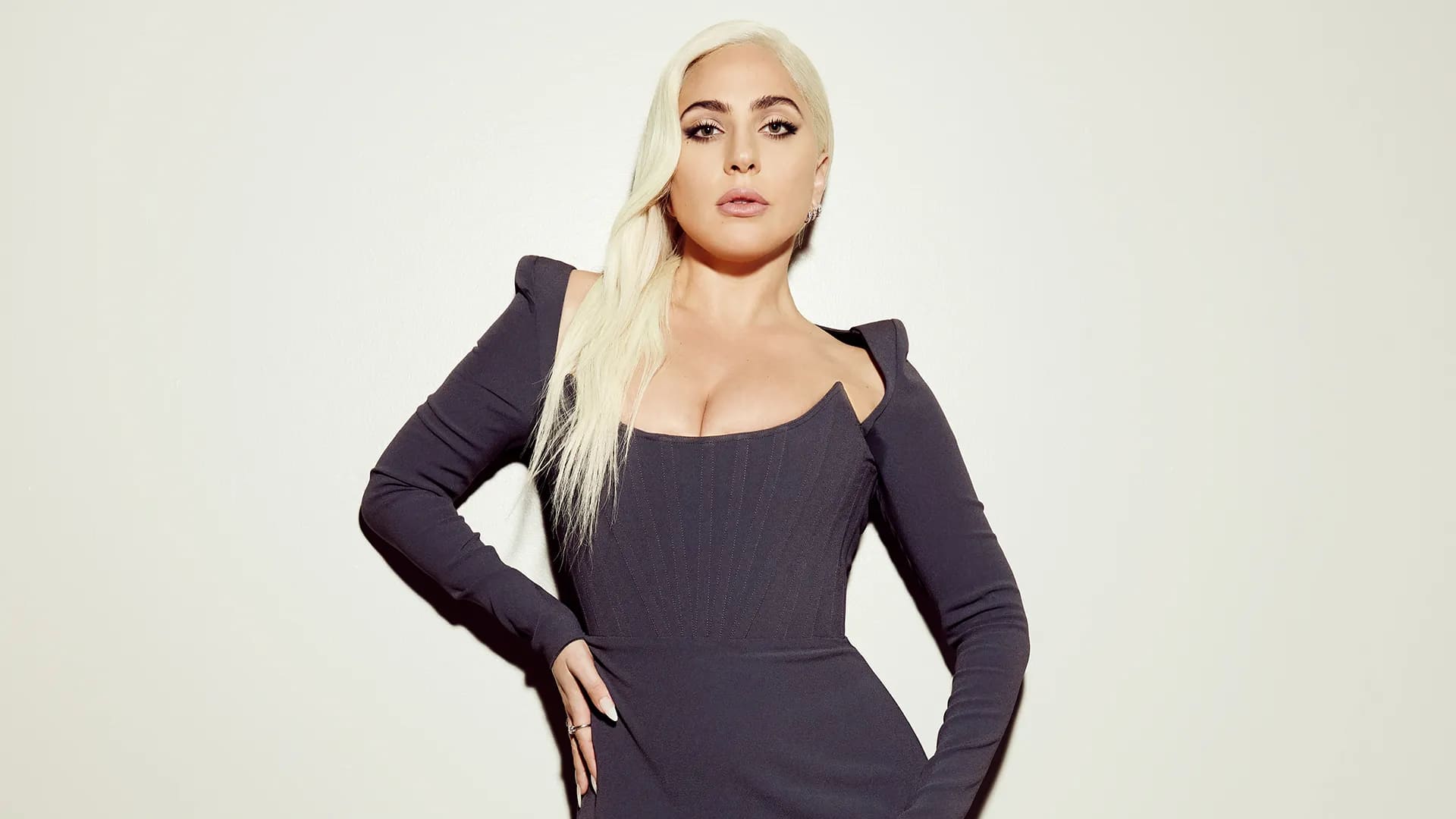 Lady Gaga conquista el mundo del deporte con un Emmy por su homenaje en la Super Bowl