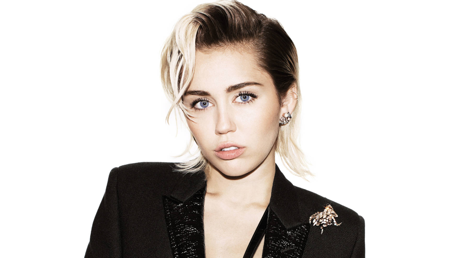 Miley Cyrus podría revivir  los clásicos de Hannah Montana
