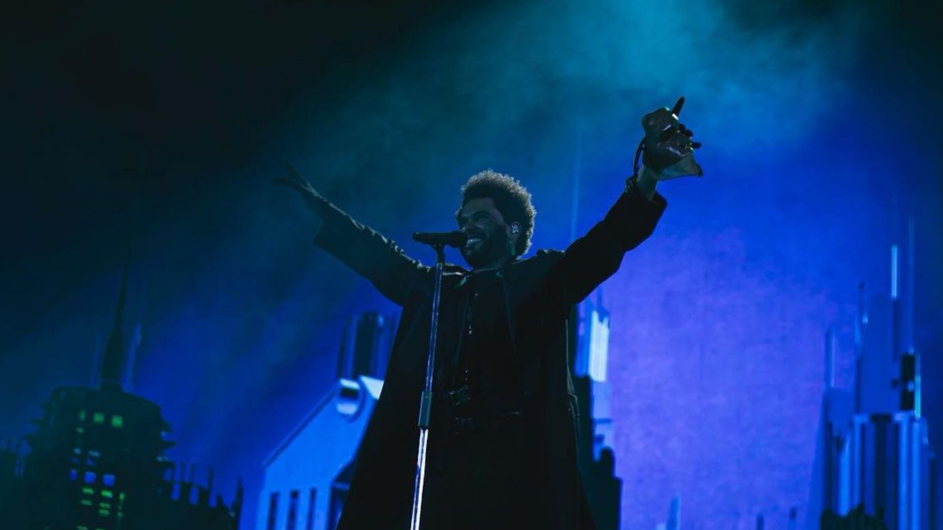 THE WEEKND ESTRENA VIDEO DE “NOTHING IS LOST “ THE WEEKND ESTRENA VIDEO DE “NOTHING IS LOST “