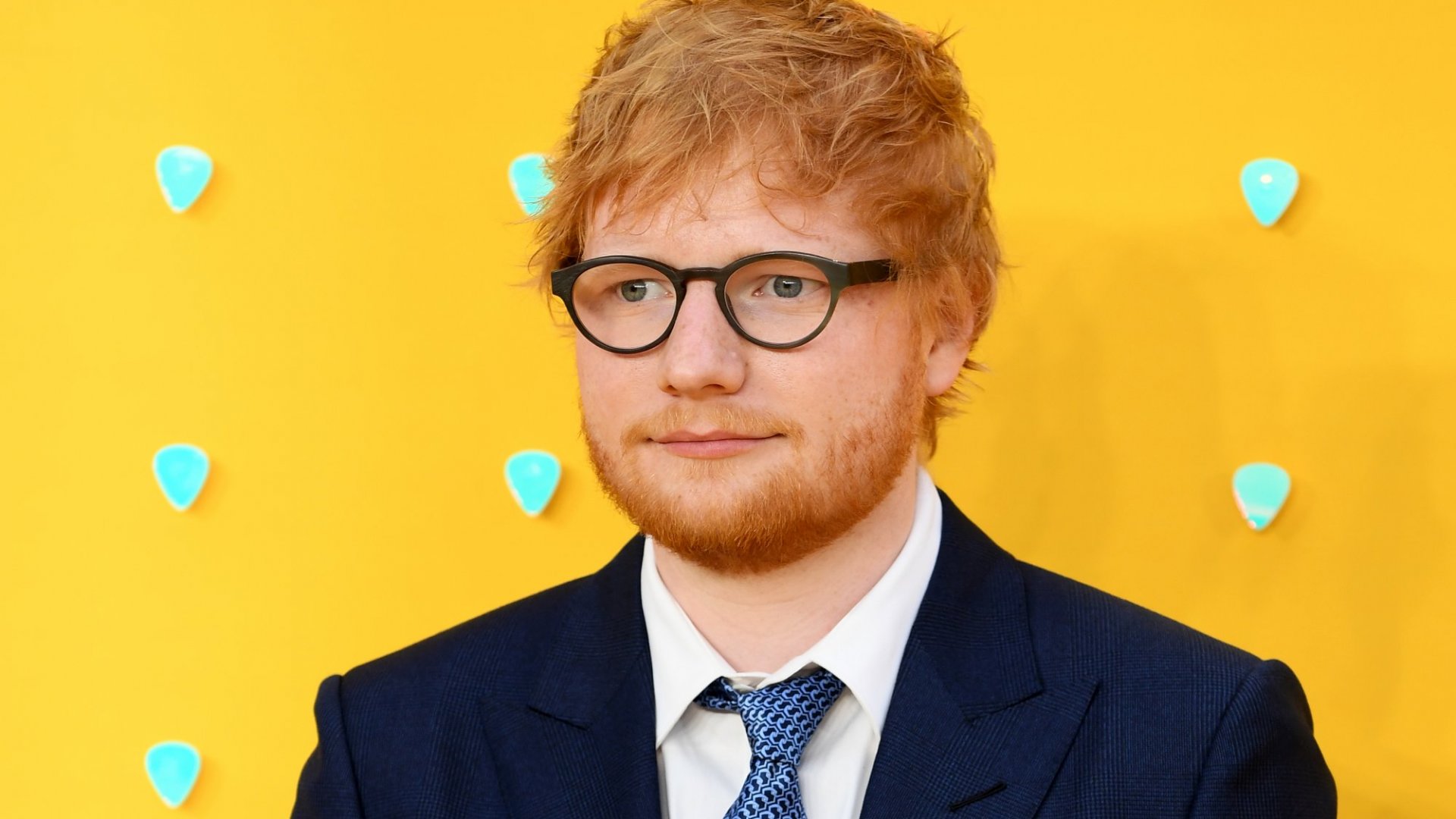 ED SHEERAN Y ELTON JOHN JUNTOS EN "MERRY CHRISTMAS"