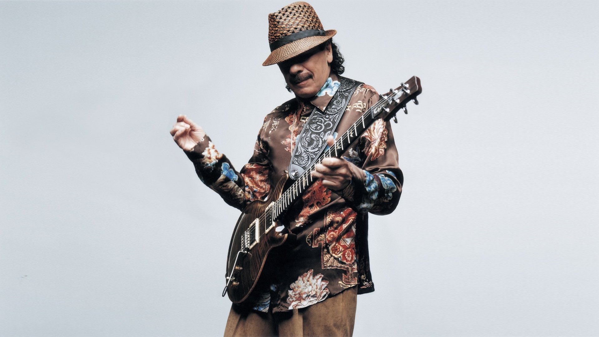 Carlos Santana vuelve con 'Sentient': un viaje musical entre el pasado y el presente Carlos Santana vuelve con 'Sentient': un viaje musical entre el pasado y el presente