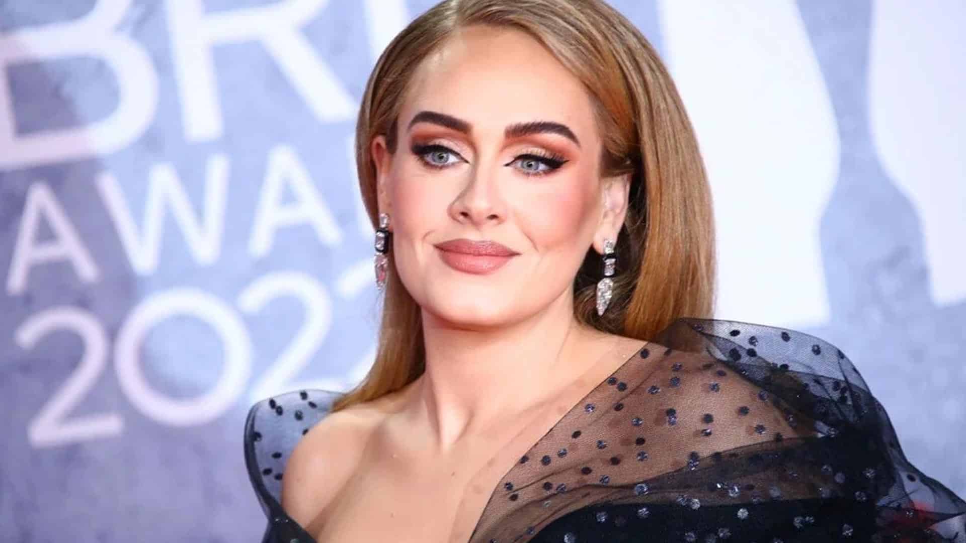Adele celebra el cierre de su residencia en Las Vegas con un álbum en vivo Adele celebra el cierre de su residencia en Las Vegas con un álbum en vivo