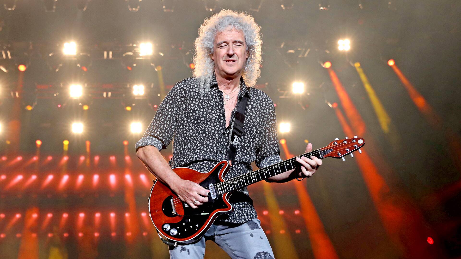 Brian May Reacciona a Estudio que Afirma que "We Will Rock You" es Beneficioso para la Salud Brian May Reacciona a Estudio que Afirma que "We Will Rock You" es Beneficioso para la Salud