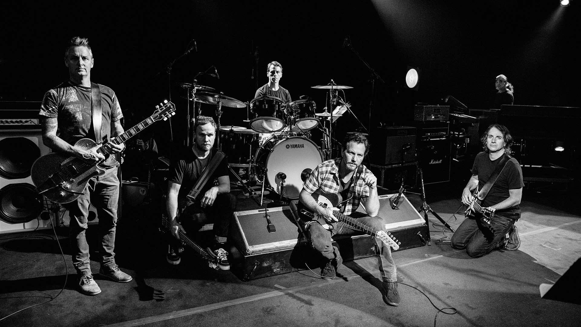 PEARL JAM CANCELA CONCIERTO POR EL MAL ESTADO DE SALUD DE EDDIE VEDDER PEARL JAM CANCELA CONCIERTO POR EL MAL ESTADO DE SALUD DE EDDIE VEDDER