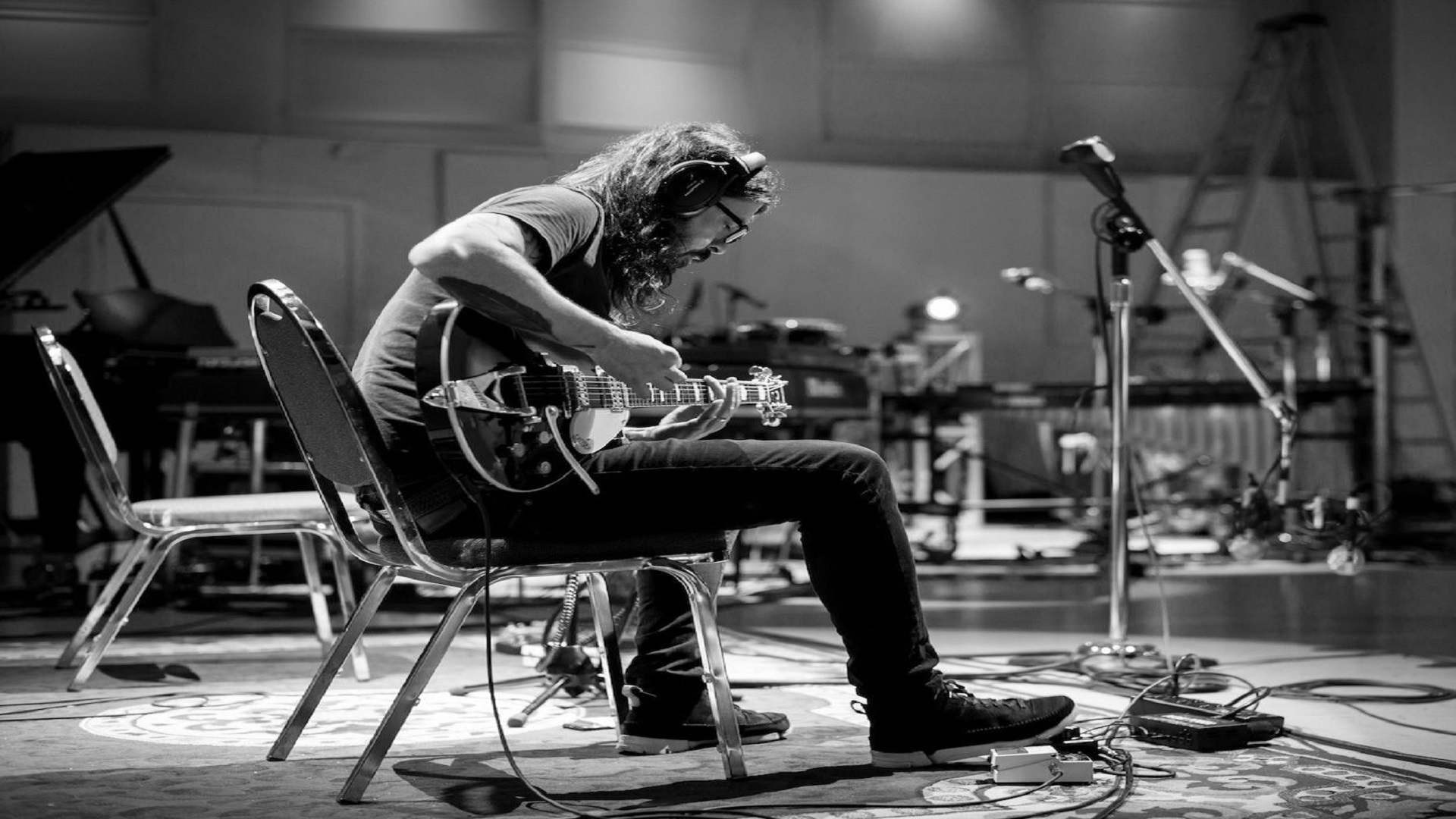 DAVE GROHL REAPARECE LUEGO DE LA MUERTE DE TAYLOR HAWKINS DAVE GROHL REAPARECE LUEGO DE LA MUERTE DE TAYLOR HAWKINS